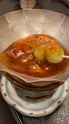 老舗料亭でお団子体験の記事動画