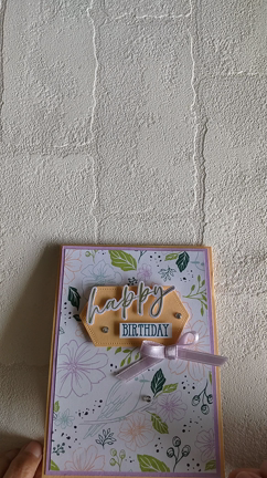 動きのあるカード1枚目の記事動画