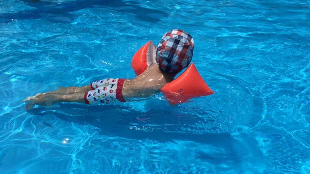 プール大好き！の記事動画