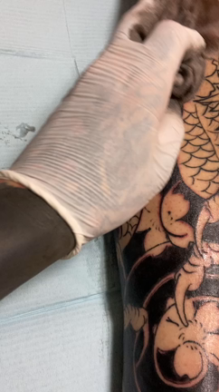 和彫り【龍　桜　足　ファーストタトゥー】〜ryujitattoo〜の記事動画