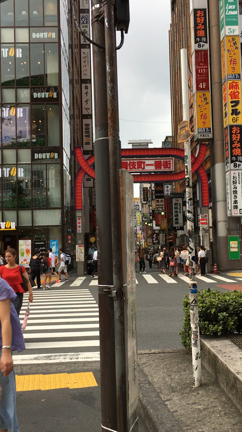 8月30日の歌舞伎町一番街の記事動画