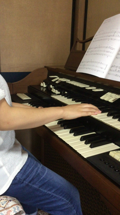 Hammond organの奏での記事動画