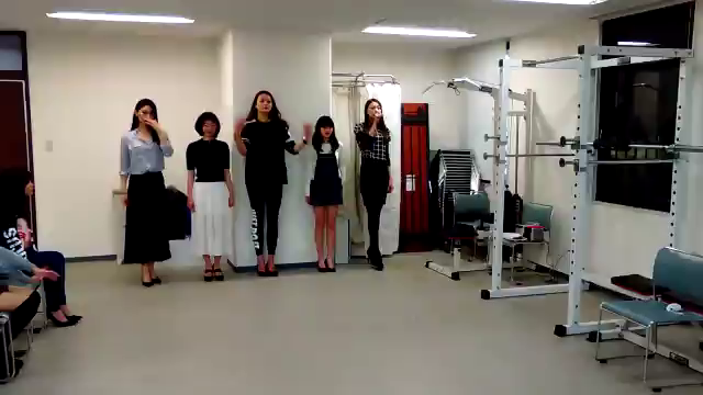 福岡の事務所でウォーキング講師の記事動画