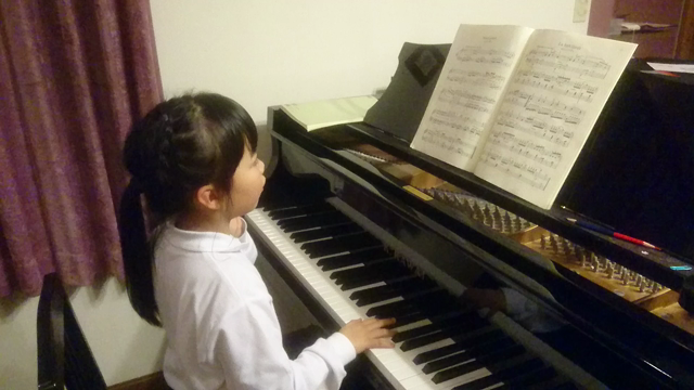 今日からレッスン開始の記事動画