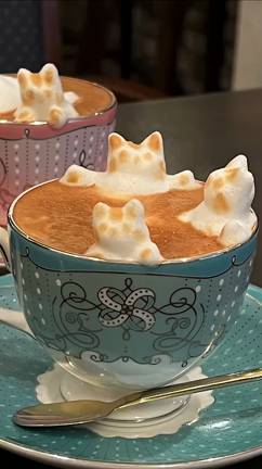 【コーヒーアート】ねこ 猫ちゃんの立体カプチーノアート「Ken's珈琲店」 - 戦略買物日記