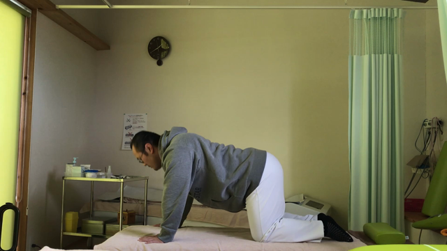 ギックリ腰、ギックリ背中に注意の記事動画