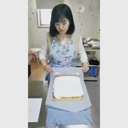 桜ロールケーキのお授業の記事動画