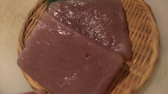 佐渡市羽茂の提携農家さんから。農家自家製のお刺身こんにゃくが届きました。ぷるんぷるん♪の記事動画