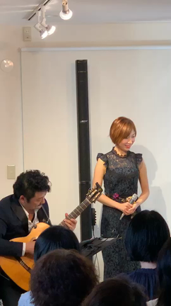 ジュスカグランペール さんとのミニコンサート♬の記事動画