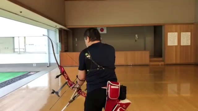 後ろからの動画の記事動画