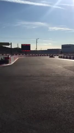 カート練習開始です！！(..◜ᴗ◝..)の記事動画