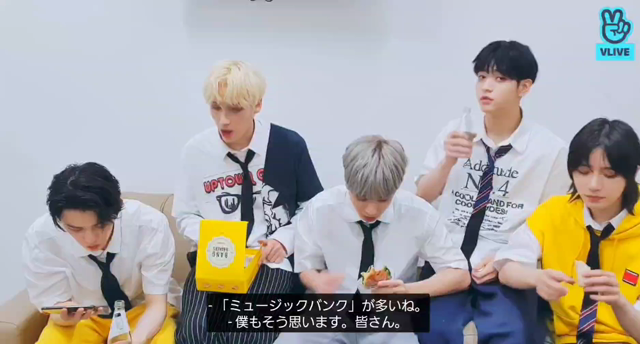 TXT 団体 全員 VLIVE ハートビート ポラロイド ラキドロ TXT 団体 全員 VLIVE ハートビート ポラロイド ラキドロ 【公式通販】