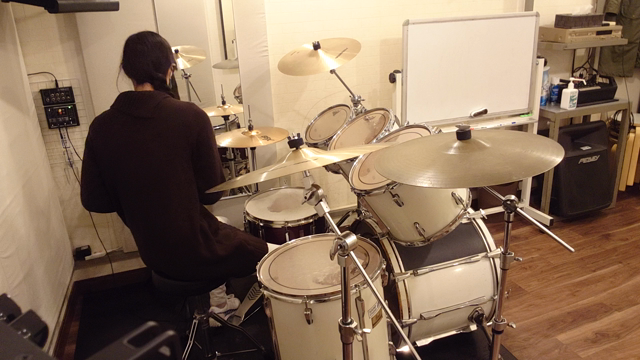 【動画⑤】二週間ぶりのドラムスタジオ～小さな恋のうた原曲バージョン～の記事動画