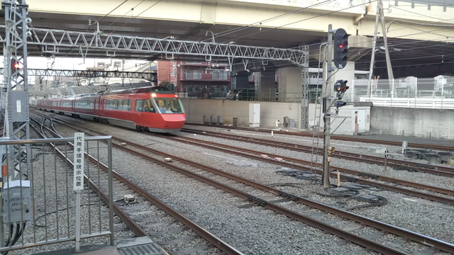 小田急相模大野駅vse Gse Pumiponのブログ こうちゃんのブログ