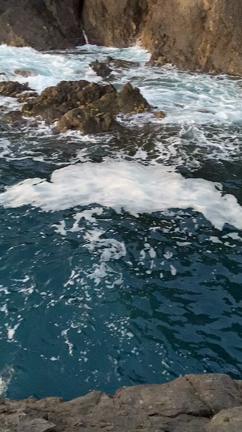 【方座浦磯釣り】上手い人なら40尾長3枚確定!?「壁」にて奮闘 あの日、あのとき。NO.447の記事動画