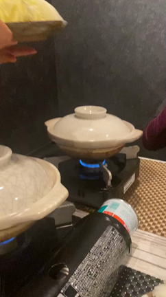 振り返るの記事動画