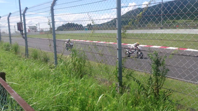 全日本ロードレース第７戦②の記事動画