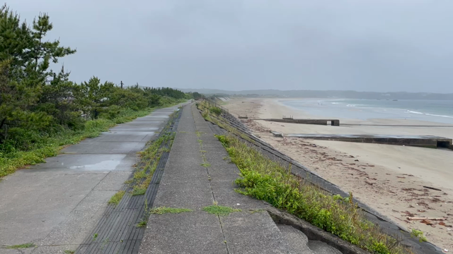 小雨の中、国府の浜へ行ってきたの記事動画