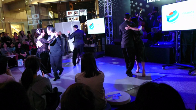 アルゼンチンタンゴの記事動画