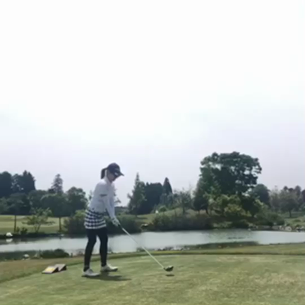 新調クラブで令和初ラウンドの記事動画