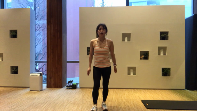 コロナで強めの自粛の週末の記事動画