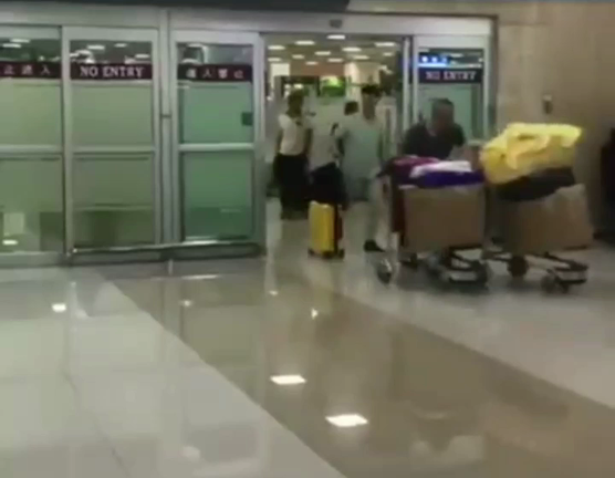 180721 東方神起 帰国の記事動画