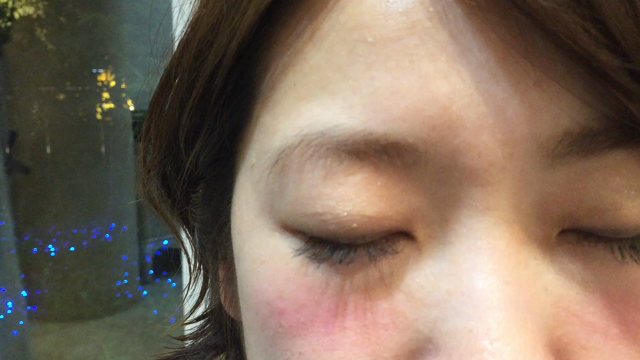 【連載】眉でお困りの方必見！簡単眉カットの方法教えます！の記事動画