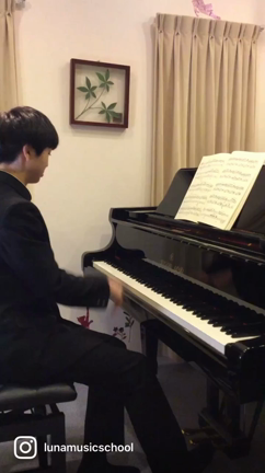 ★ルナ音楽スクールから青森県立美術館ミュージアムコンサート出演のお知らせ★の記事動画