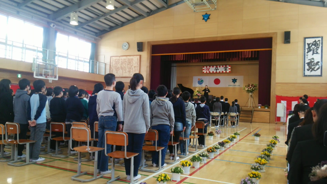 平成２６年度吉田小卒業式の記事動画