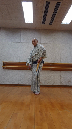 お稽古中のひとやすみの記事動画