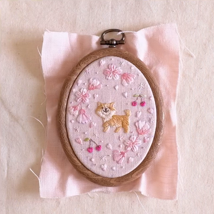 刺繍飾りスッキリ裏面仕上げの方法☆の記事動画