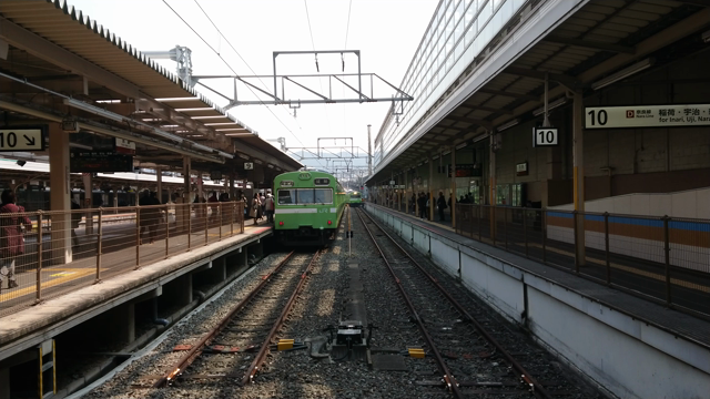 ２０１８年３月２５日、電車と買い物の日曜日。の記事動画