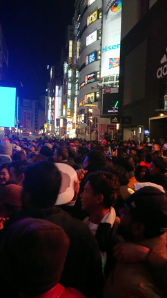 渋谷カウントダウンからの秒速5センチメートルの記事動画