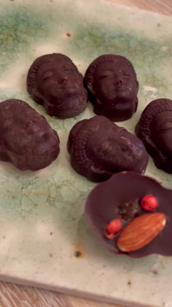 第6チャクラを開くローチョコ❣️の記事動画