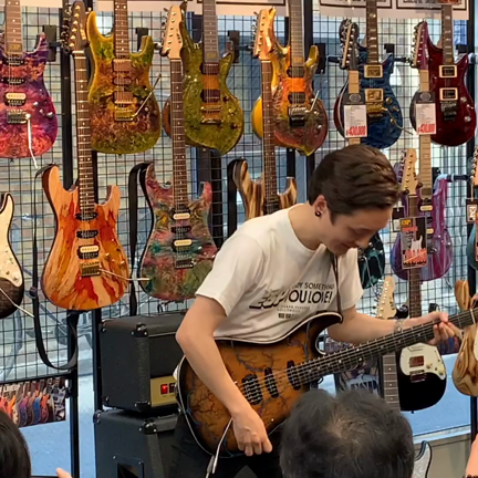 ESP PLUTINUM GUITAR SHOW 2019 in 仙台 2日目！の記事動画
