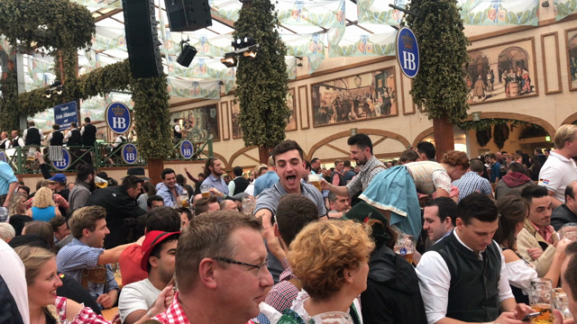 【ミュンヘン】オクトーバーフェストの記事動画