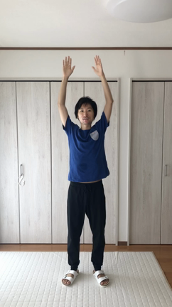 高校野球‼︎ 肩甲骨のストレッチ✨の記事動画