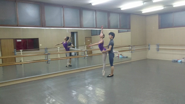 久々投稿！パ―ト2(笑)創作「花咲く春の森で…」の記事動画