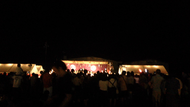 スザンヌと花火の記事動画