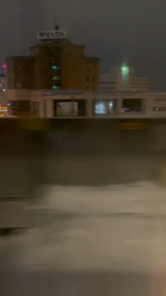 函館らしい海沿いの六花亭の記事動画