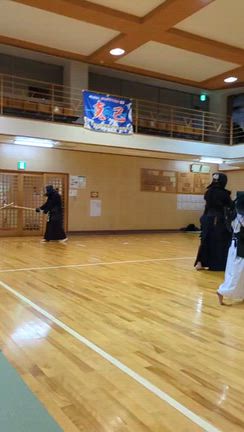 1000、100、 1の記事動画