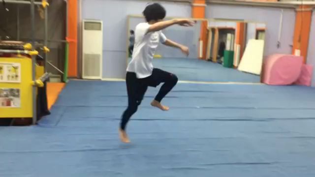 プレゼント…？の記事動画