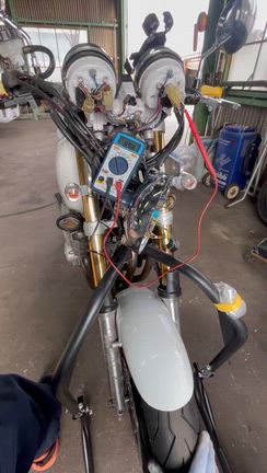 【XJR400R再生記：#3 メーター診断編】の記事動画