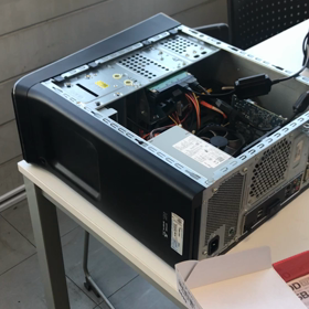 パソコンデーター移動中の画像