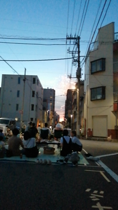 四年ぶりの花火の記事動画