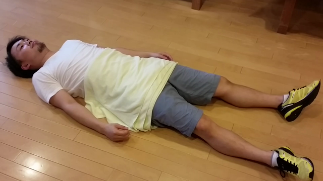 首肩に効くストレッチ動画の記事動画