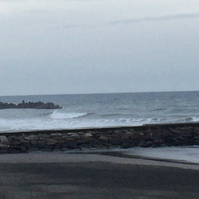 1月13日千葉北、東浪見の朝の波の画像