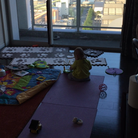 ひとりで遊ぶ。の画像