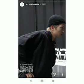 インスタ☆ストーリー     クオズのストレッチの画像