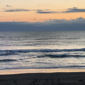 12月9日千葉北、東浪見の朝の波の画像